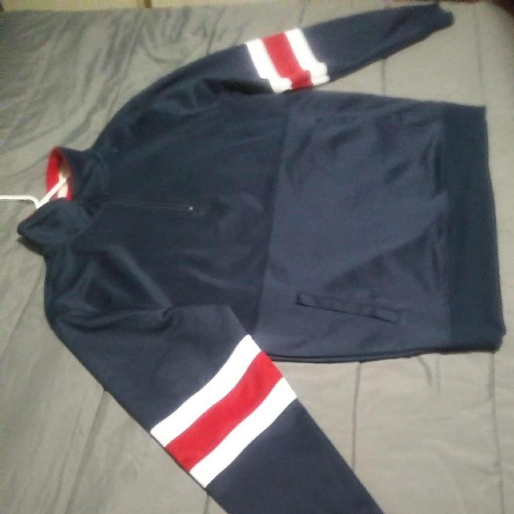 Pull over with collar